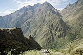 Inca Trail, the Dead Woman pass from Runkuraqay ruins